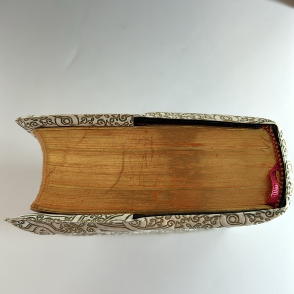 Vintage 1961 St. Joseph Continuous Sunday Missal Confraternity Version - Picture 10 of 12